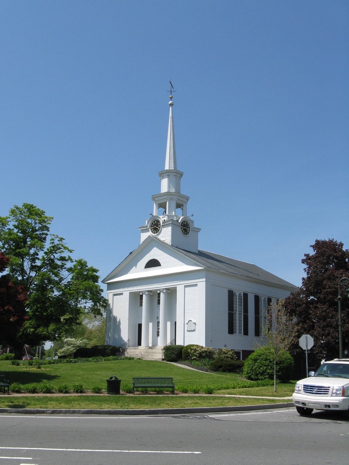First Parish Church in Chelmsford, Massachusetts.