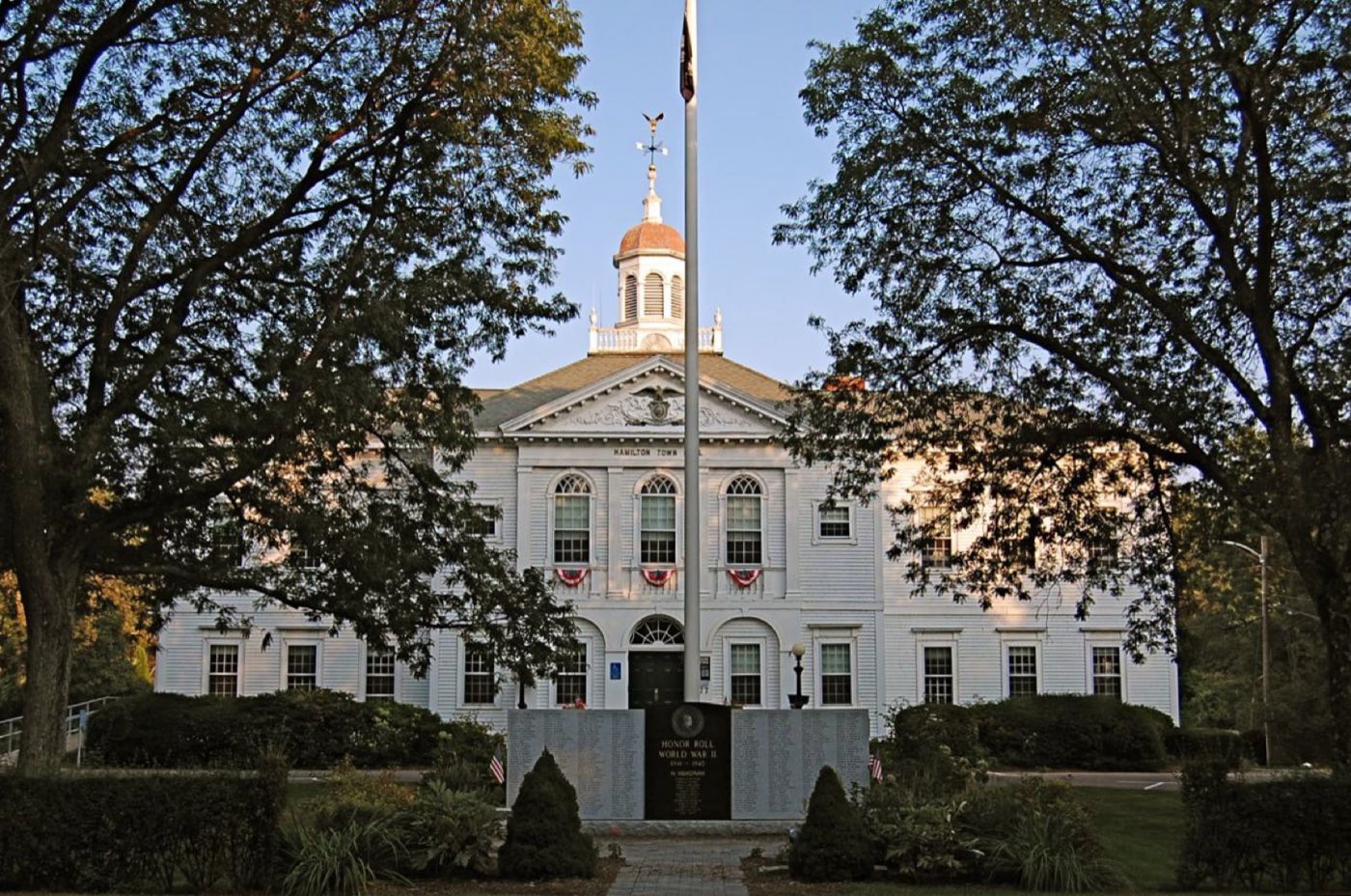 Hamilton Town Hall, a brick colonial-style municipal building
