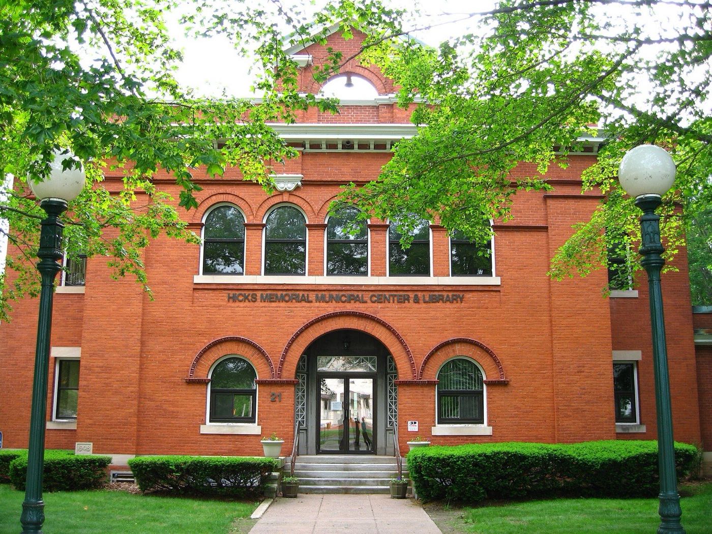 The Hicks Memorial Municipal Center and Library in Tolland, Connecticut